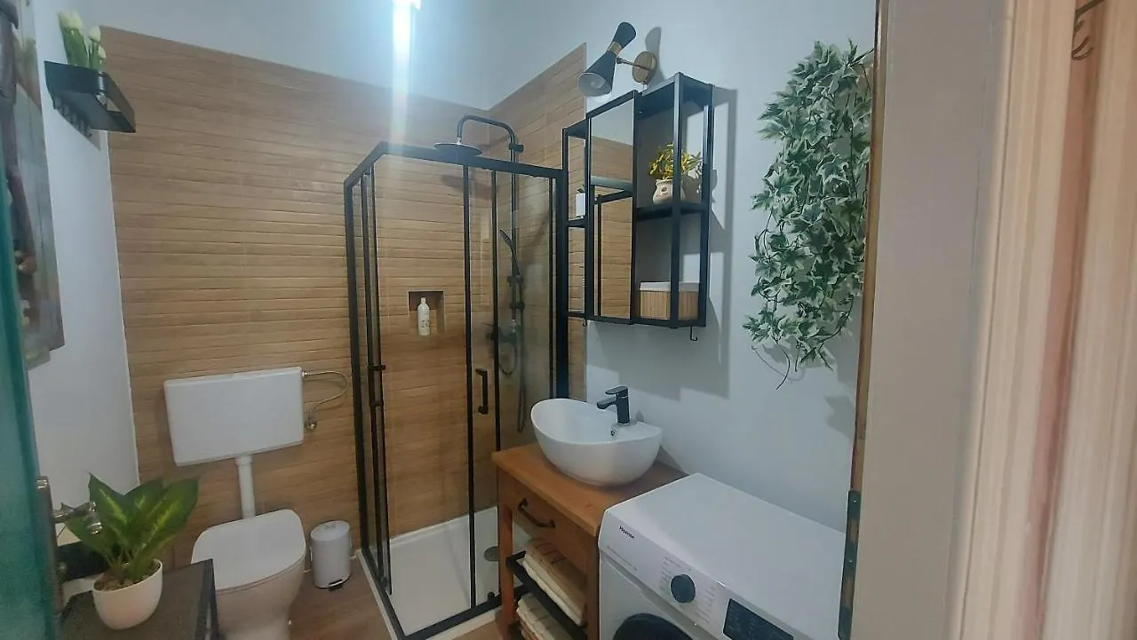 Apartman Mei Center Free Parking In Private Garage Pula 0*,
